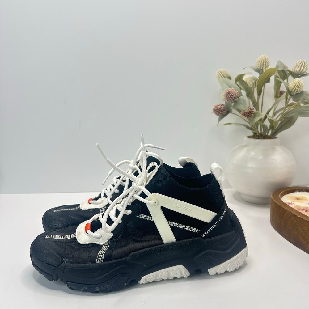 Palladium Off-Grid Lo Adventure Technical Sneakers Black/White Women 7